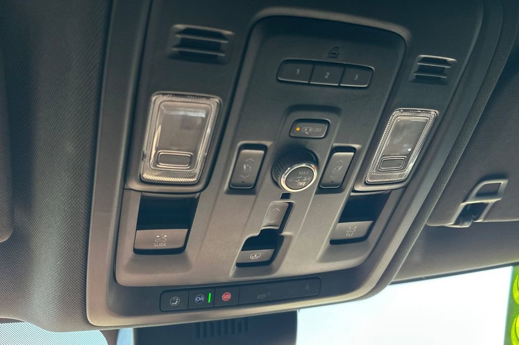 Used 2023 Chevrolet Tahoe High Country image 39