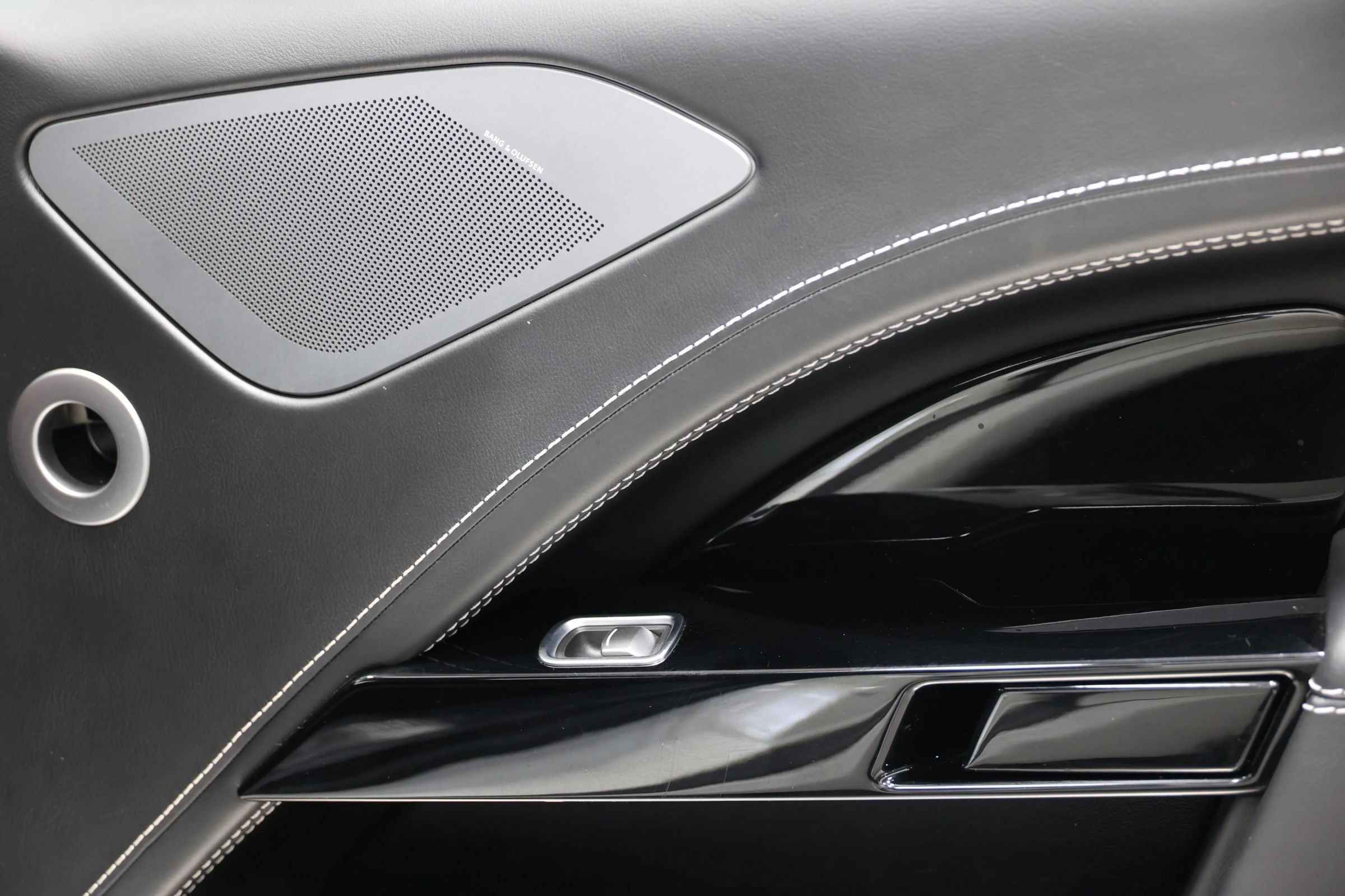 Used 2014 Aston Martin Rapide S RWD image 65