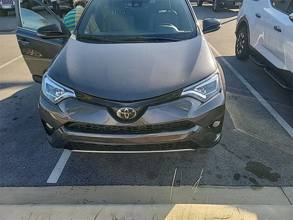 Used 2017 Toyota RAV4 SE image 21