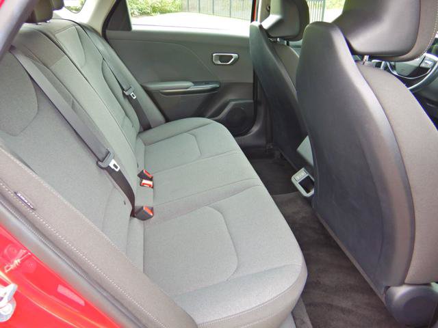 Used 2025 Kia K4 FWD image 14