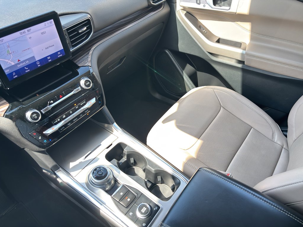 Used 2023 Ford Explorer Limited image 11