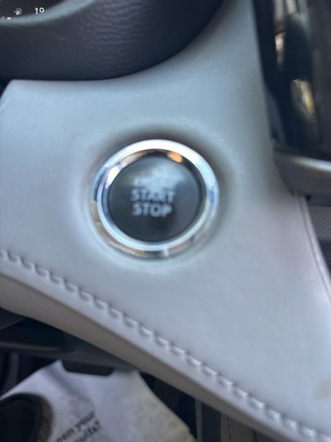 Used 2023 Toyota Highlander Limited image 33