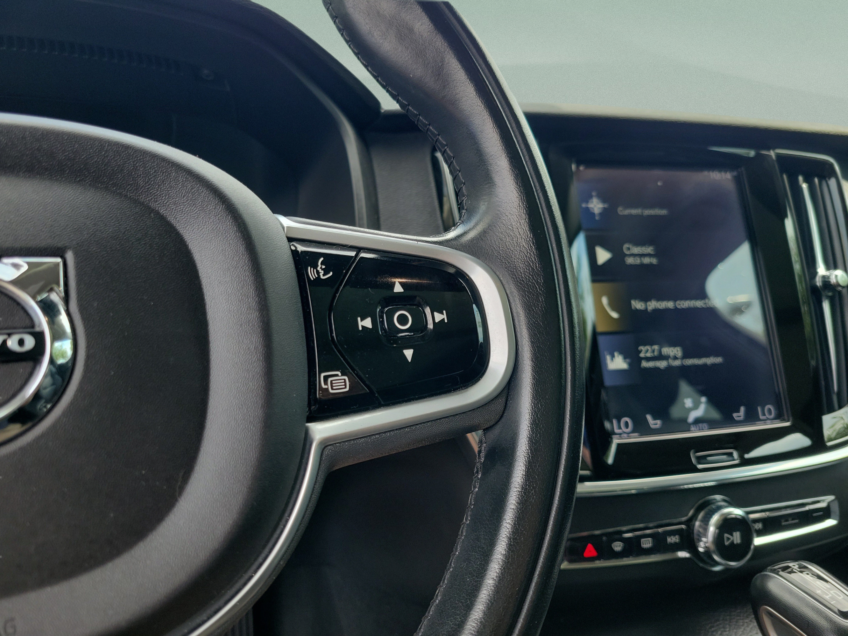 Used 2019 Volvo V90 T5 Cross Country AWD/4WD image 14