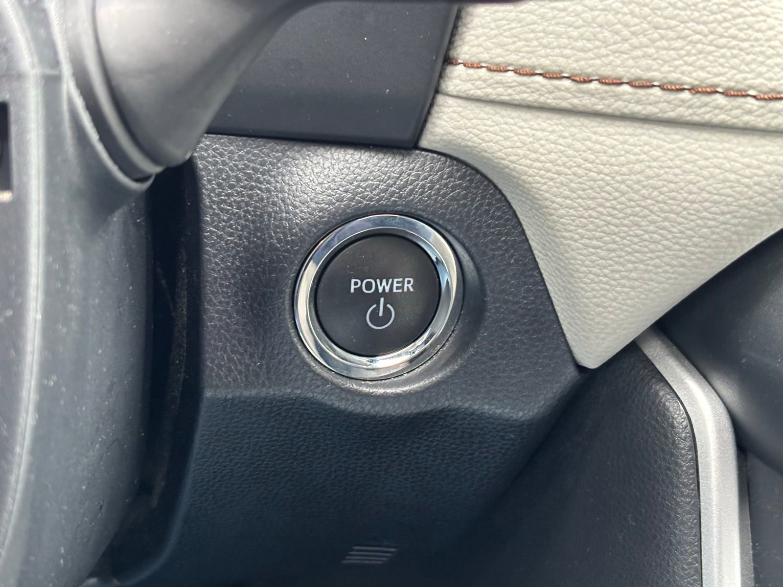 Used 2023 Toyota RAV4 Limited AWD/4WD image 24