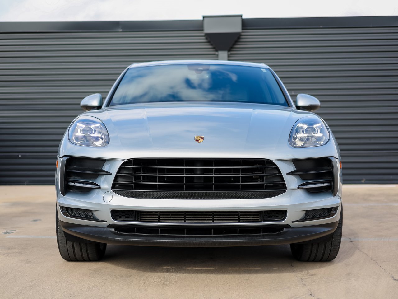 Certified 2019 Porsche Macan image 10
