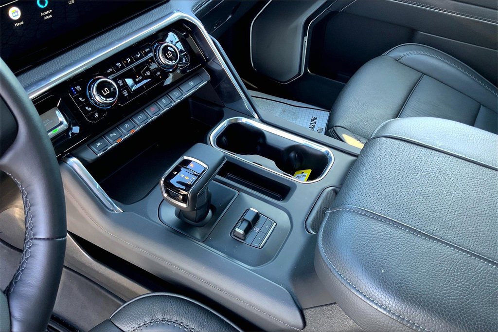 Used 2024 GMC Sierra 1500 Denali image 13