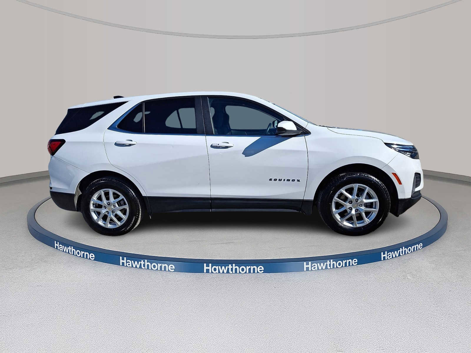 Used 2024 Chevrolet Equinox LT image 7