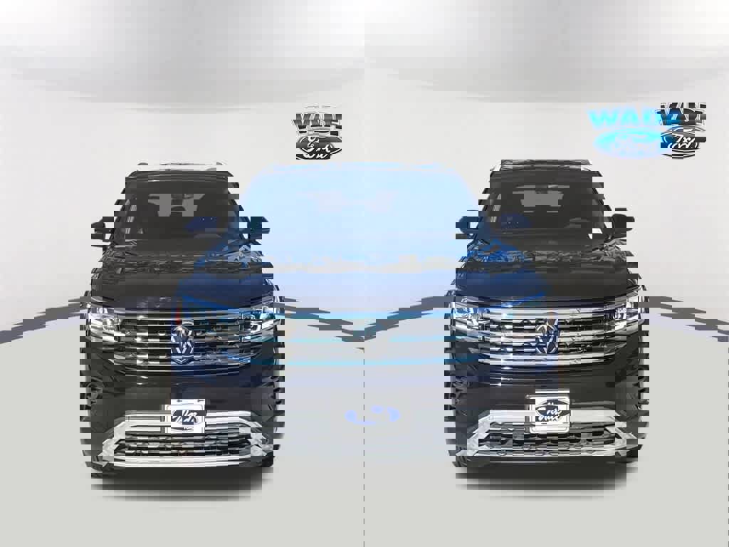 Used 2020 Volkswagen Atlas Cross Sport SE w/ Panoramic Sunroof Package image 2