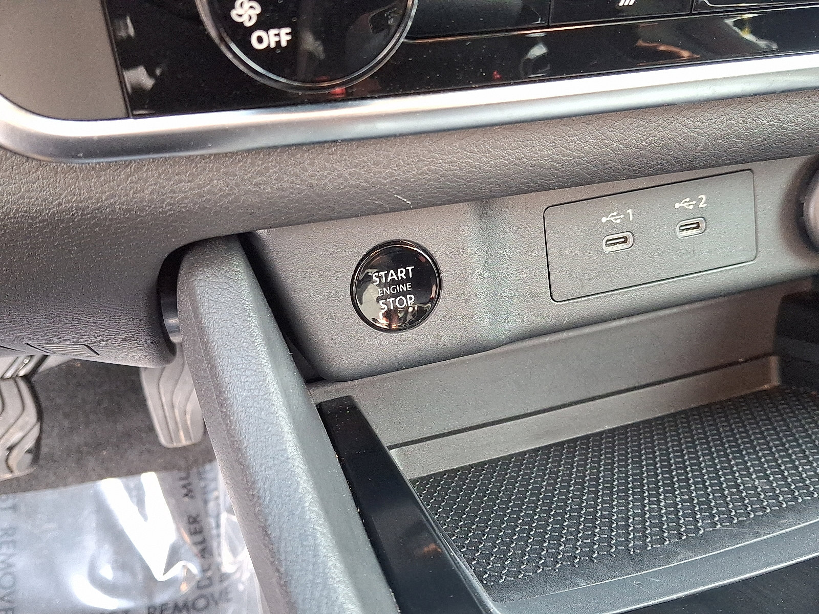 Certified 2025 Nissan Rogue S image 23