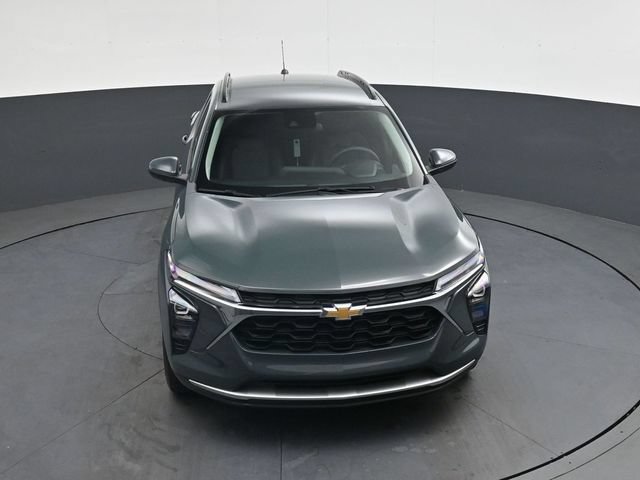 Used 2025 Chevrolet Trax LT FWD image 29