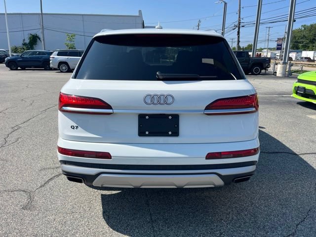 Used 2025 Audi Q7 3.0T Premium Plus AWD/4WD image 6