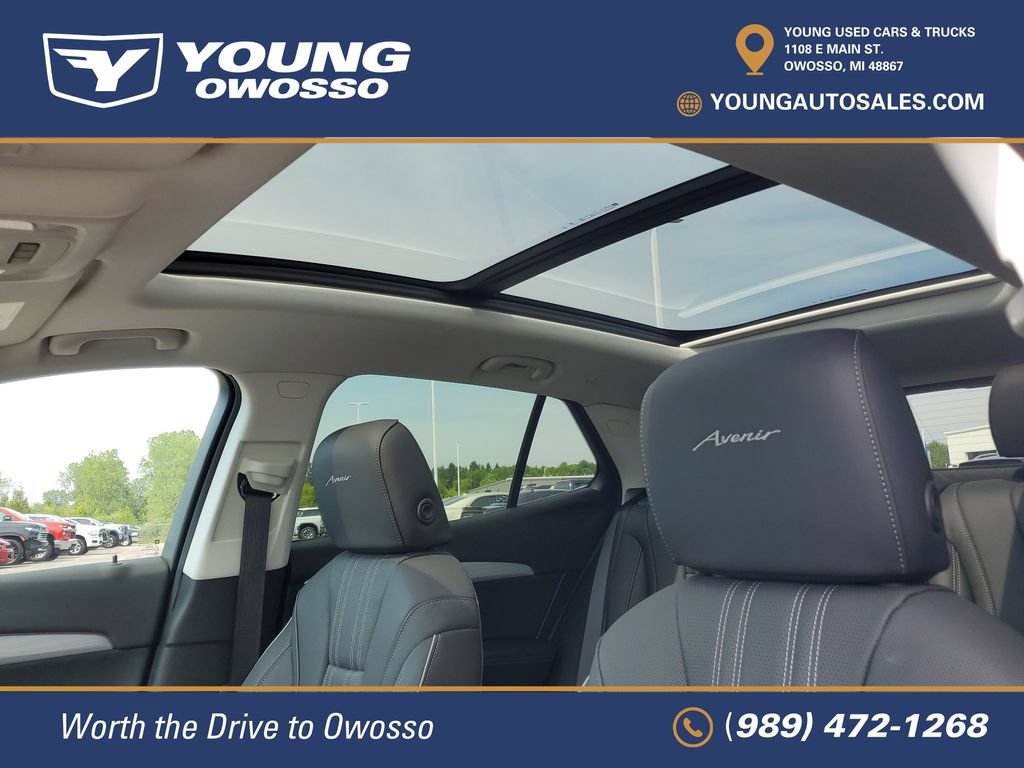 Used 2025 Buick Envision Avenir AWD/4WD image 7