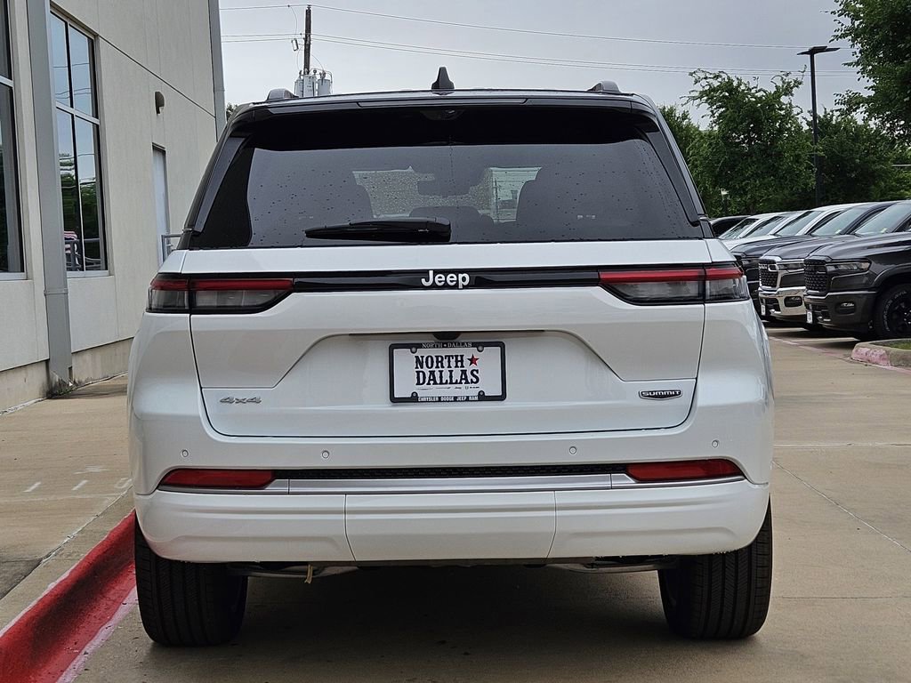 New 2026 Jeep Grand Cherokee Summit AWD/4WD image 4