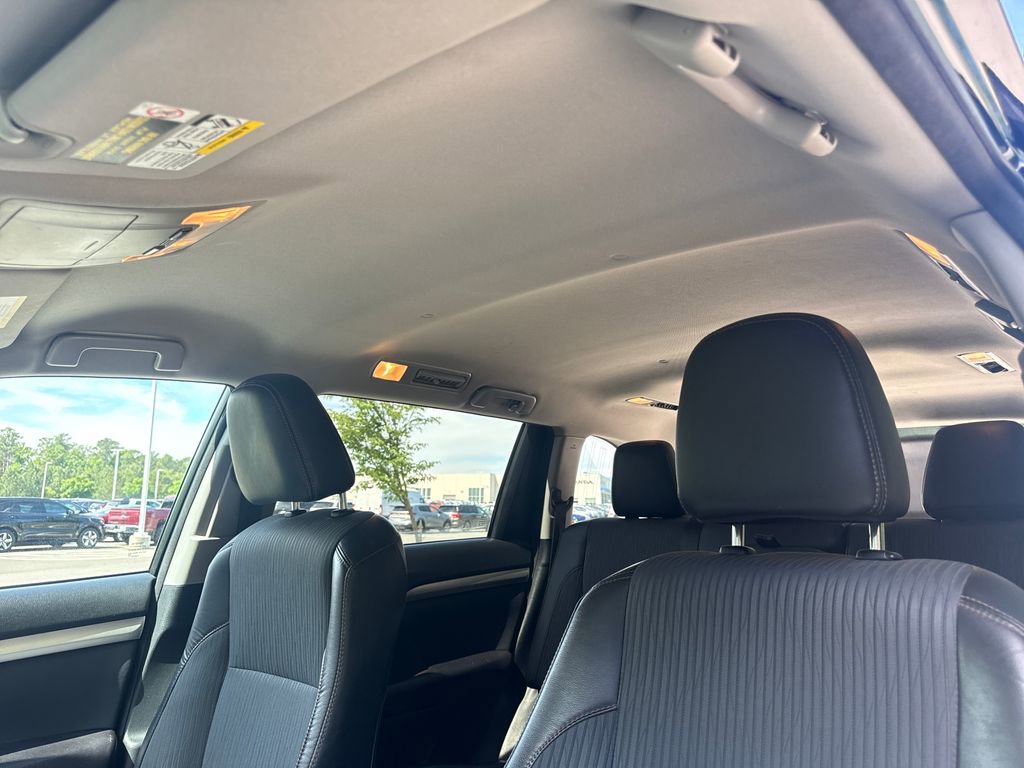 Used 2016 Toyota Highlander Plus AWD/4WD image 29