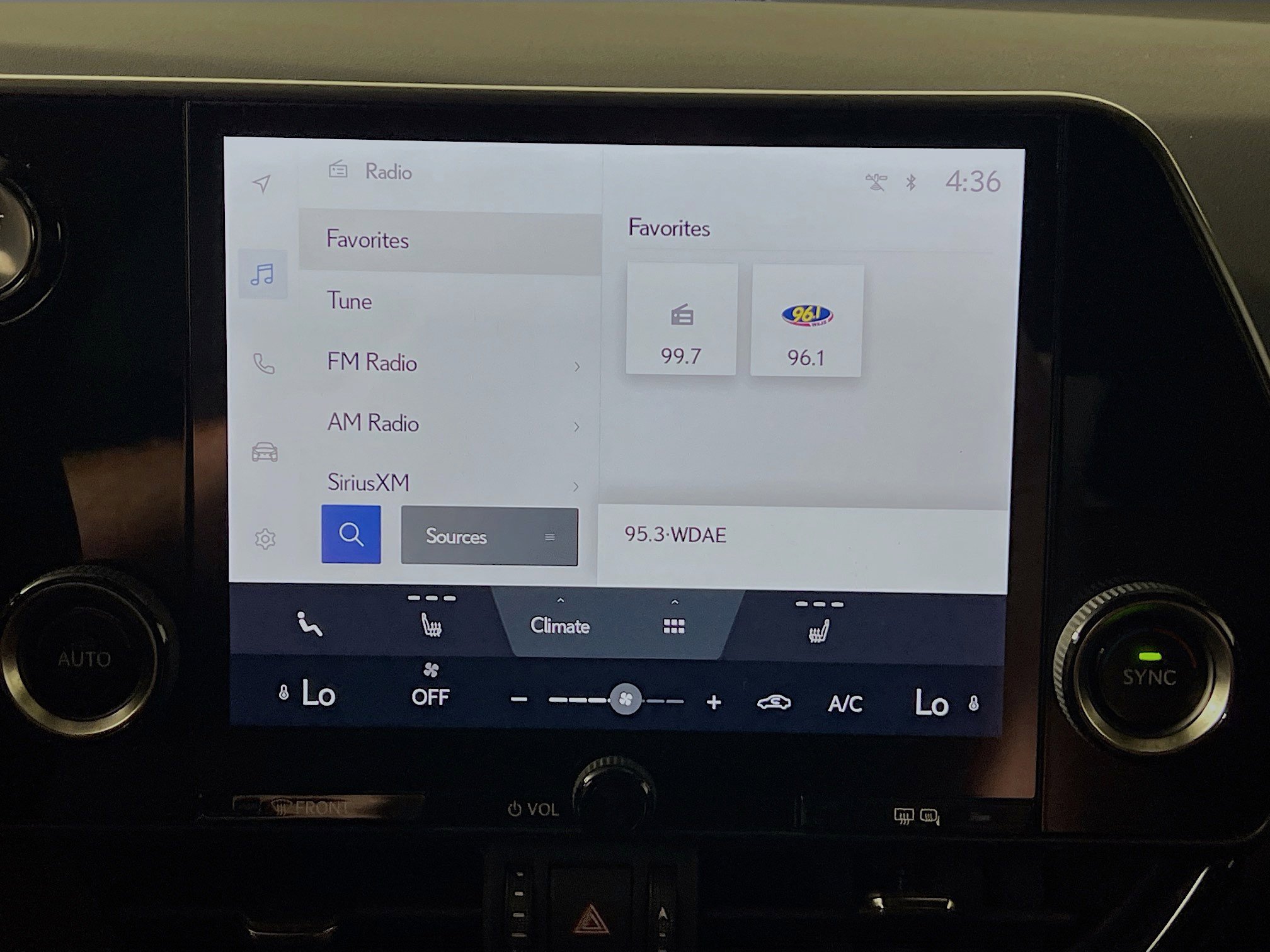 Used 2023 Lexus NX 250 FWD w/ Towing Package (2000 Lbs) image 27