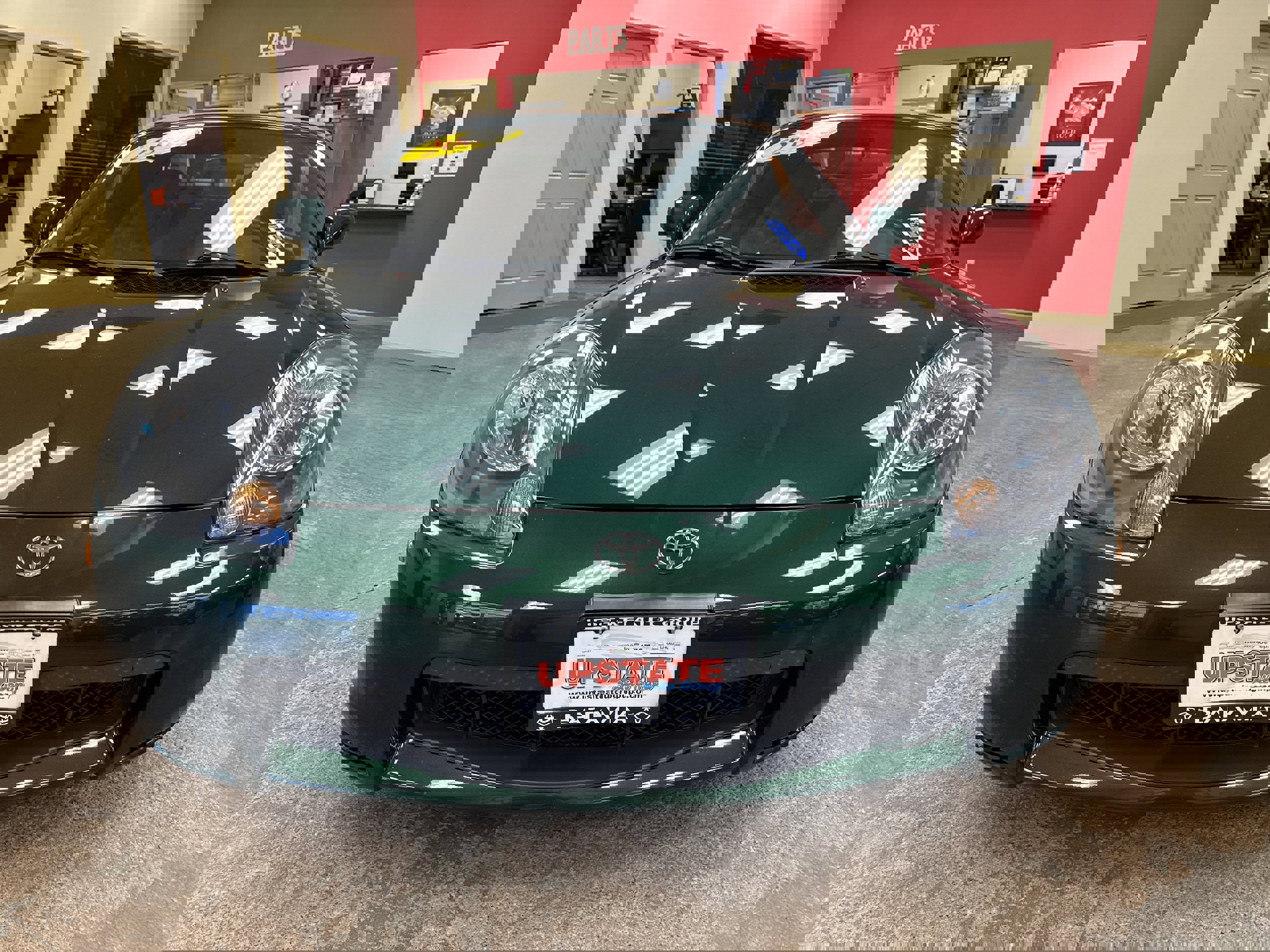 Used 2002 Toyota MR2 image 3