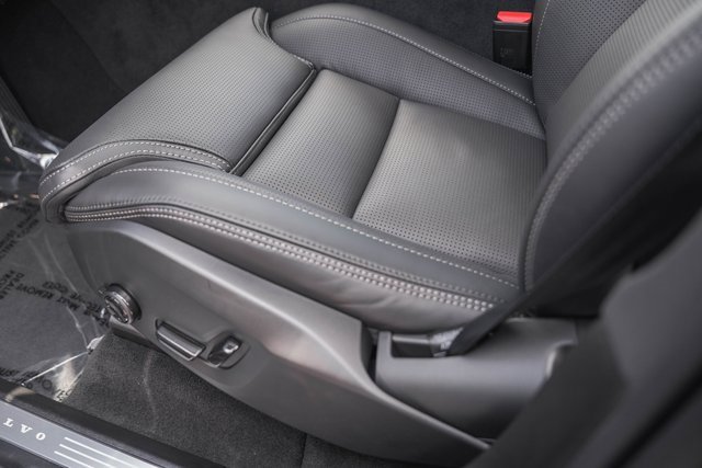 New 2026 Volvo XC90 B6 Ultra w/ Protection Package Premier image 35