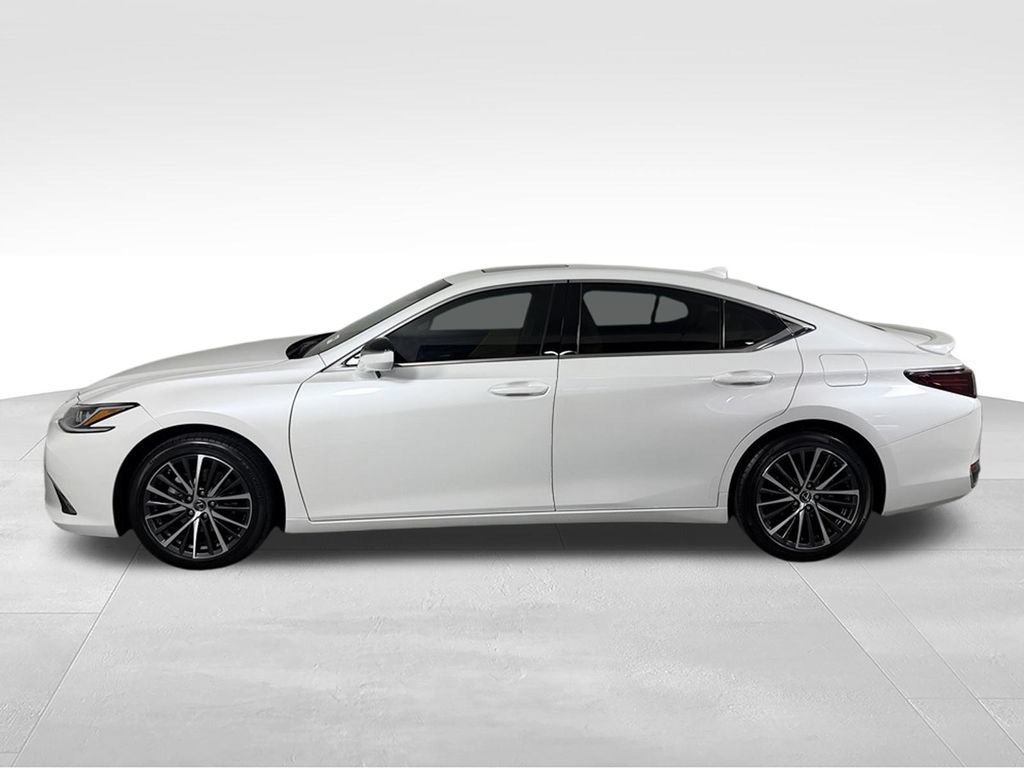 Used 2025 Lexus ES 300h w/ Premium Package FWD image 10