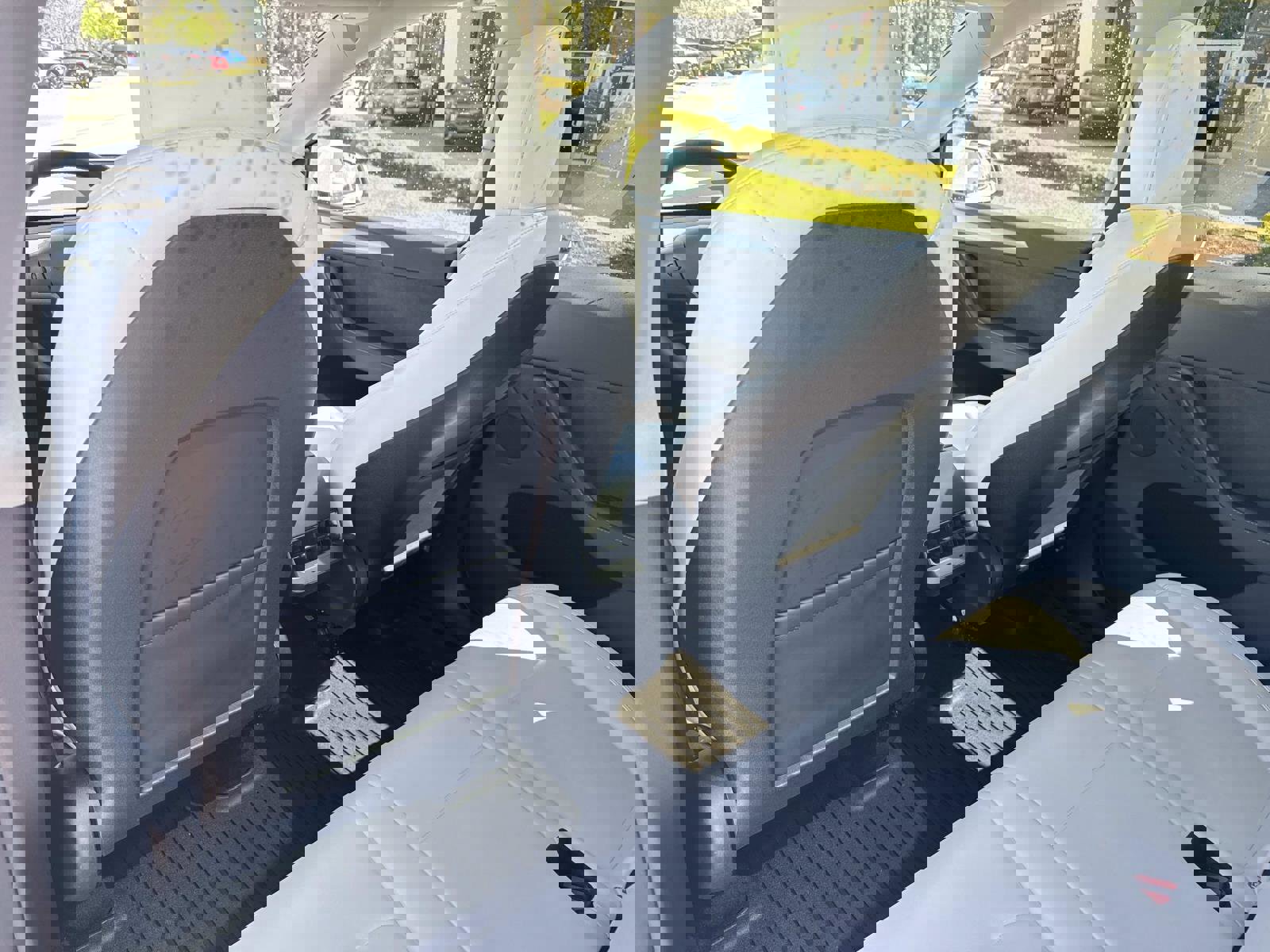 Used 2024 Tesla Model Y Long Range image 11