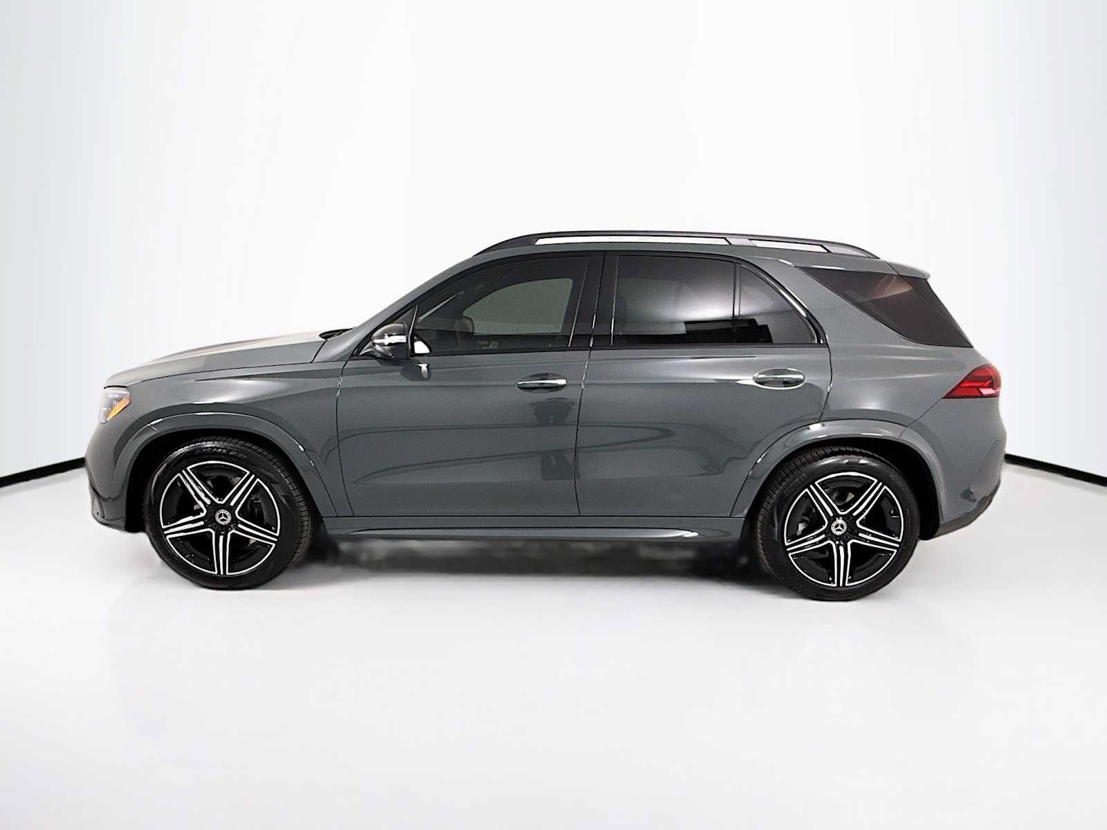 Used 2026 Mercedes-Benz GLE 450 4MATIC image 2