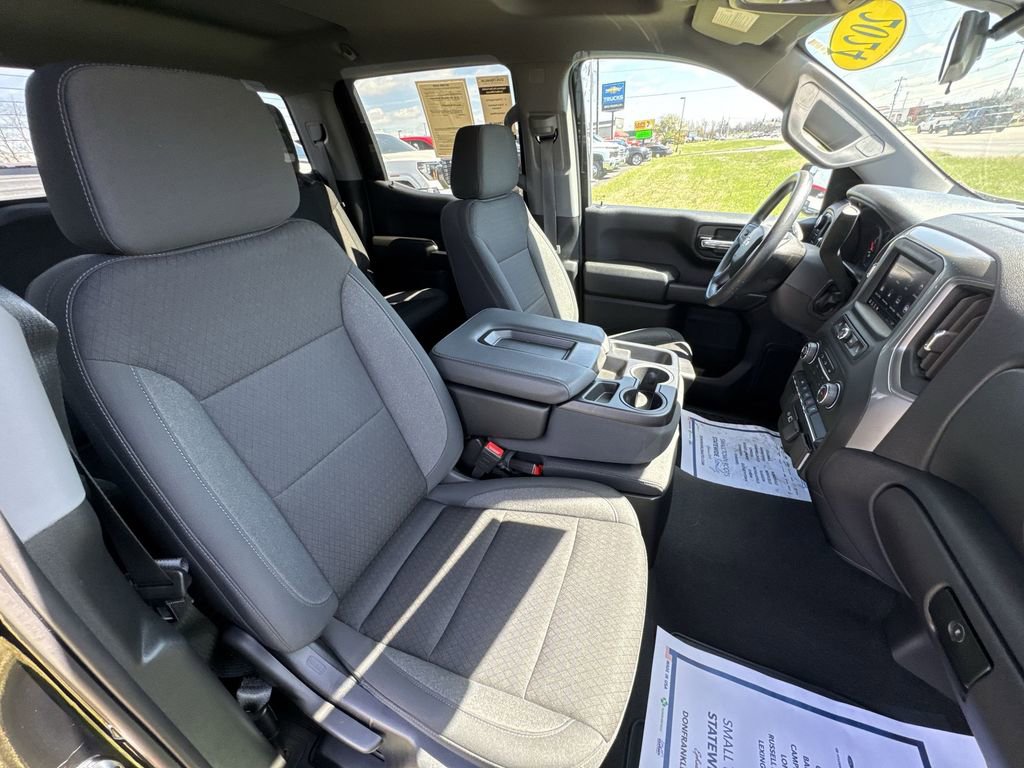 Used 2024 Chevrolet Silverado 1500 Custom w/ Turbomax Blackout Package image 24