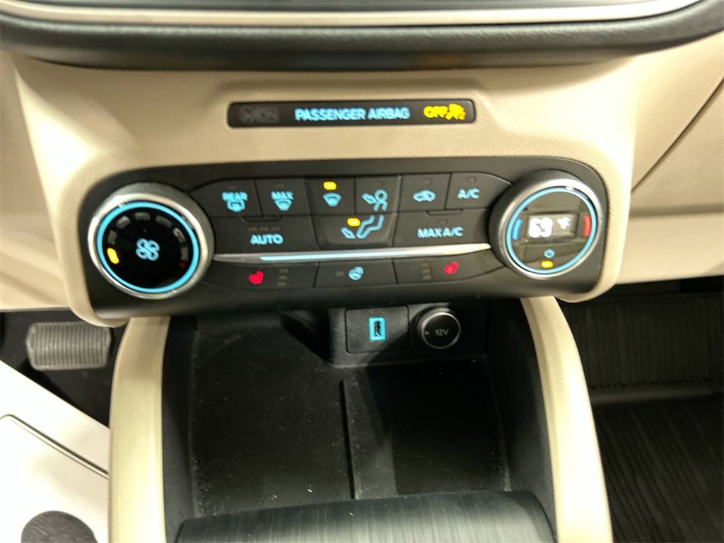 Used 2020 Ford Escape SEL image 17