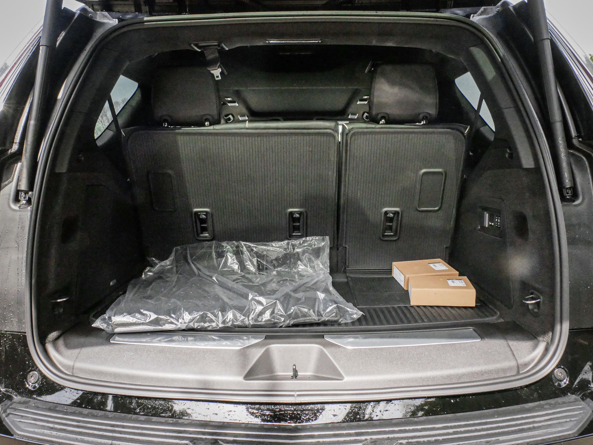 Used 2026 Cadillac Escalade Platinum Sport w/ LPO, Floor Liner Package image 34