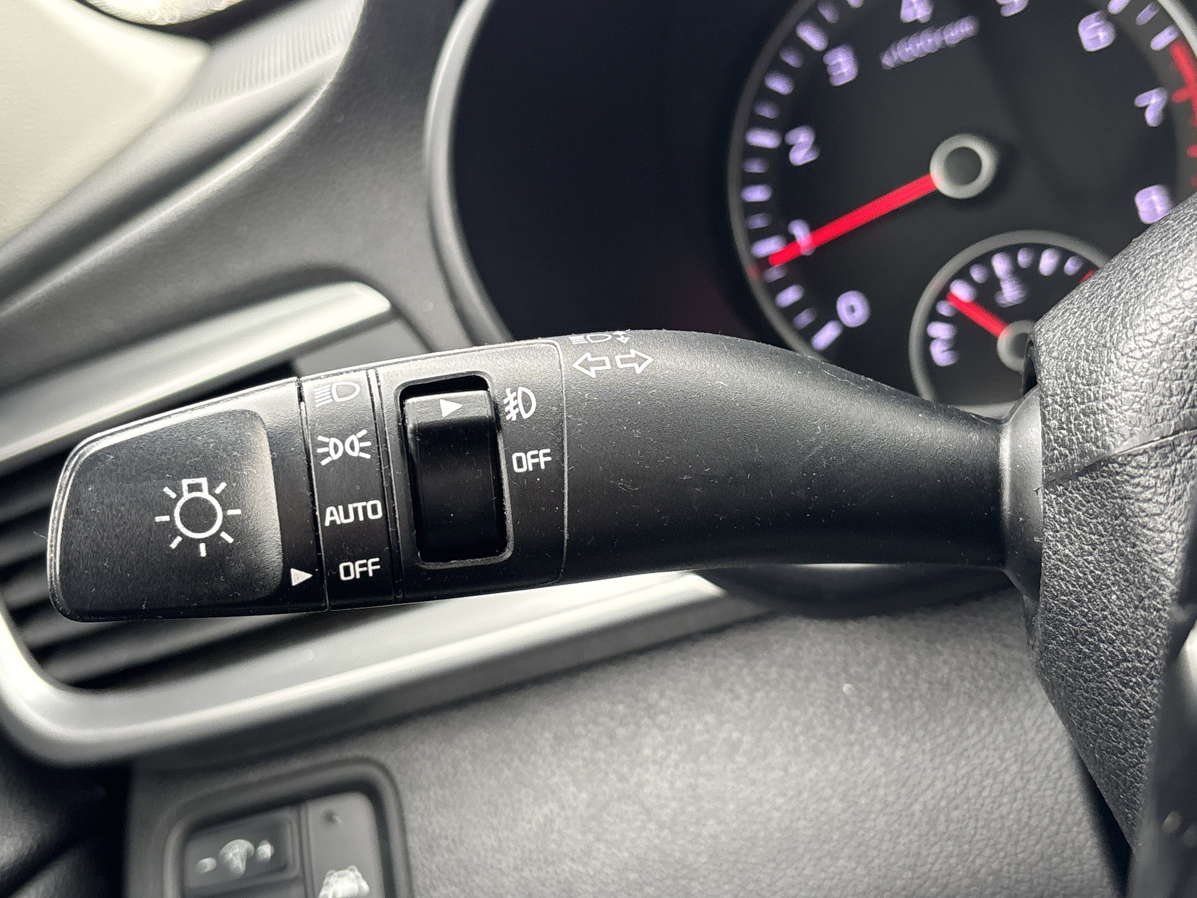 Used 2020 Kia Optima Premium FWD image 25