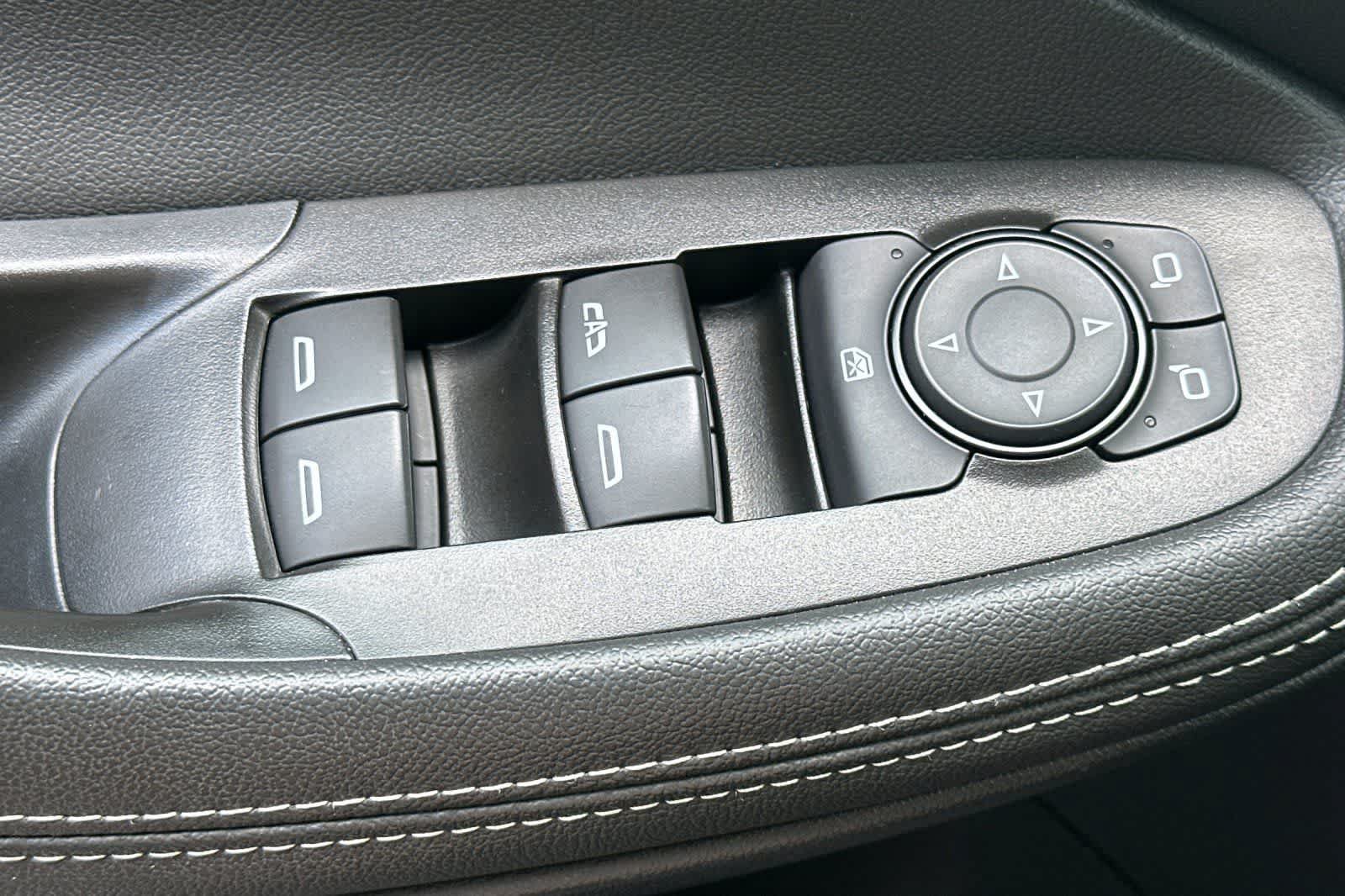 Used 2024 Buick Encore GX Sport Touring AWD/4WD image 13
