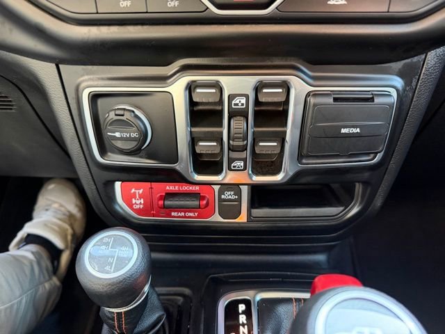 Used 2021 Jeep Gladiator Mojave image 17