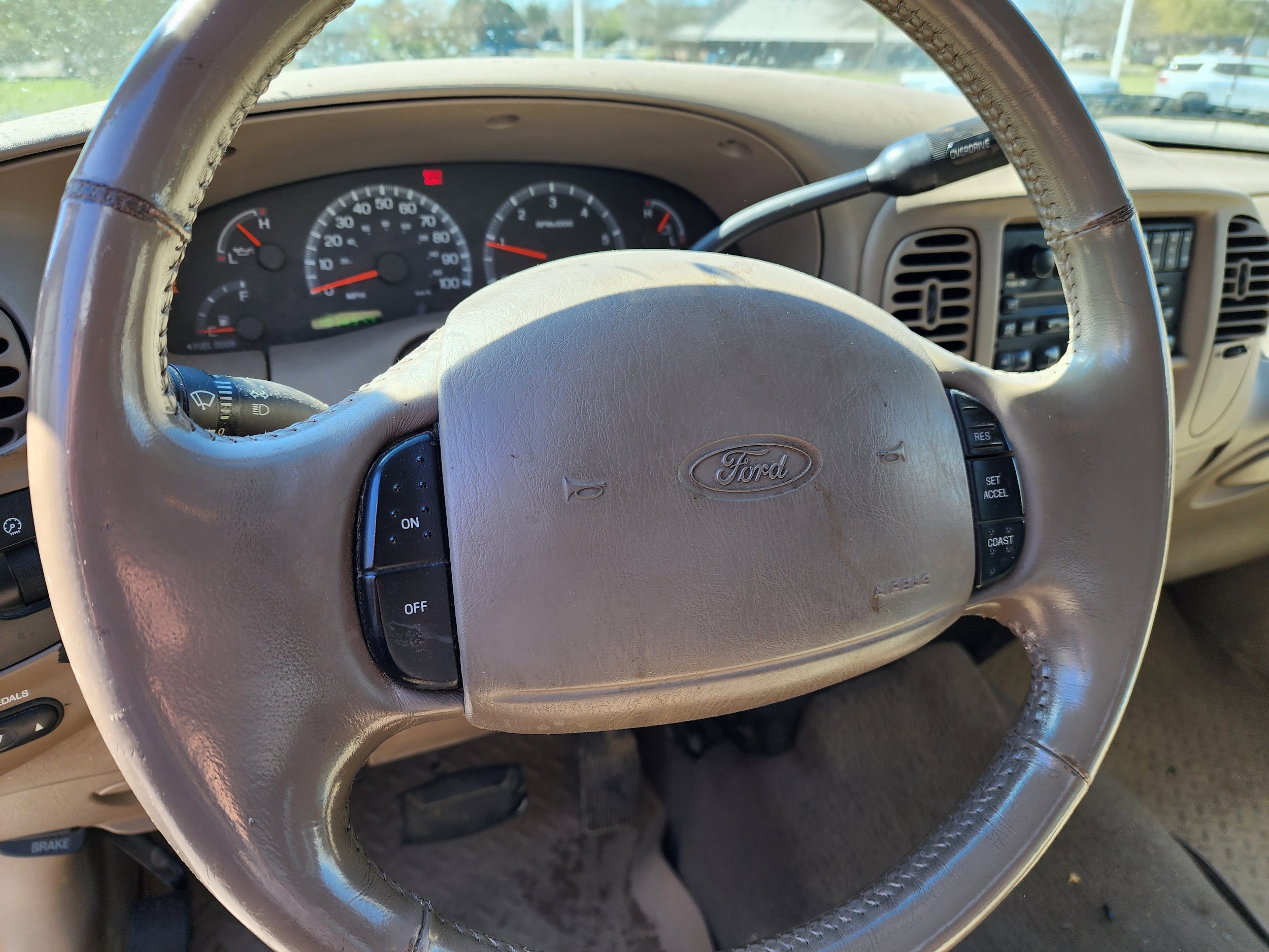 Used 2002 Ford F150 Lariat image 11