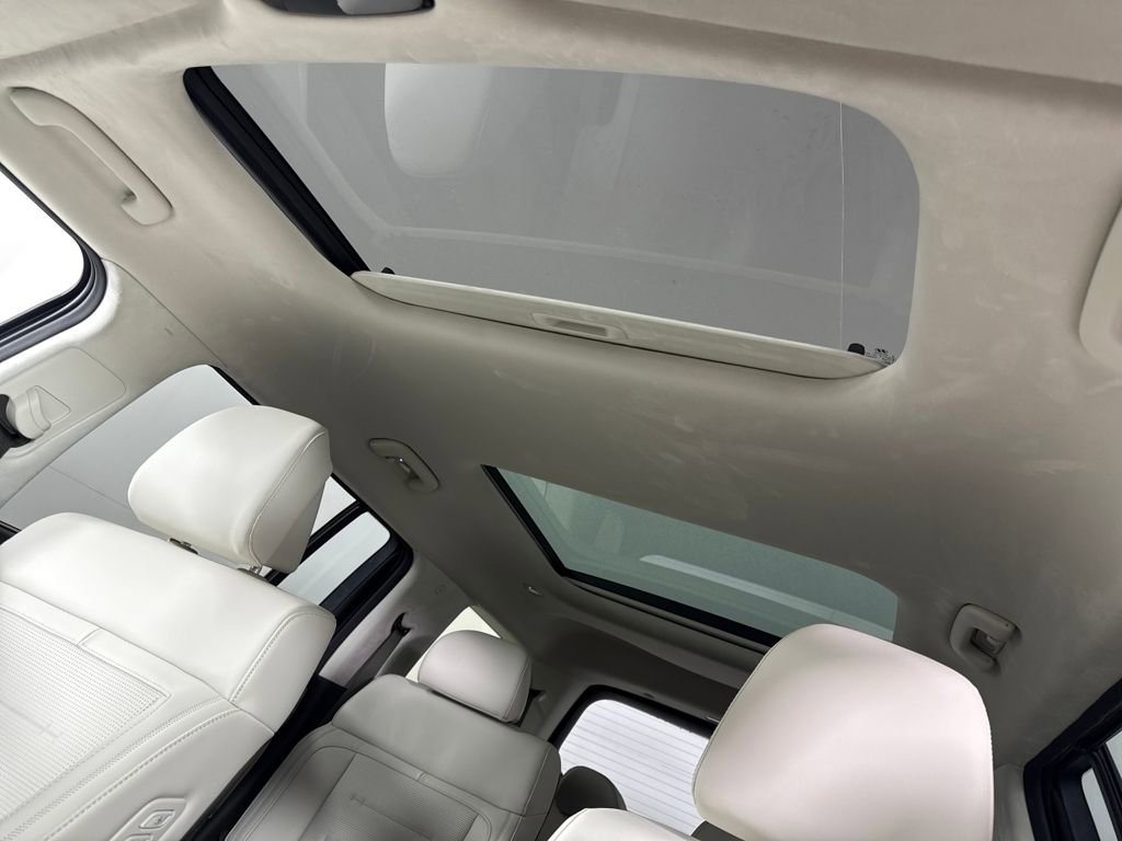 Certified 2025 Hyundai Santa Fe Calligraphy image 21