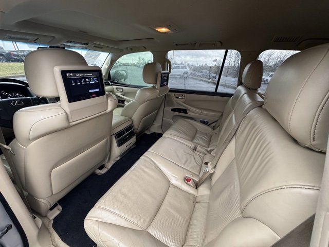 Used 2015 Lexus LX 570 4WD image 17