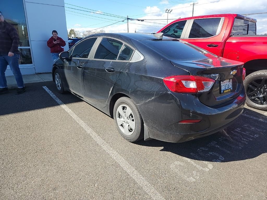 Used 2016 Chevrolet Cruze LS image 6