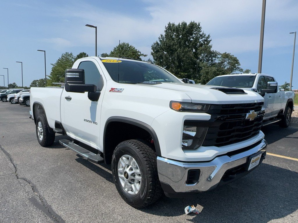 Certified 2024 Chevrolet Silverado 2500 W/T w/ WT Convenience Package AWD/4WD image 2