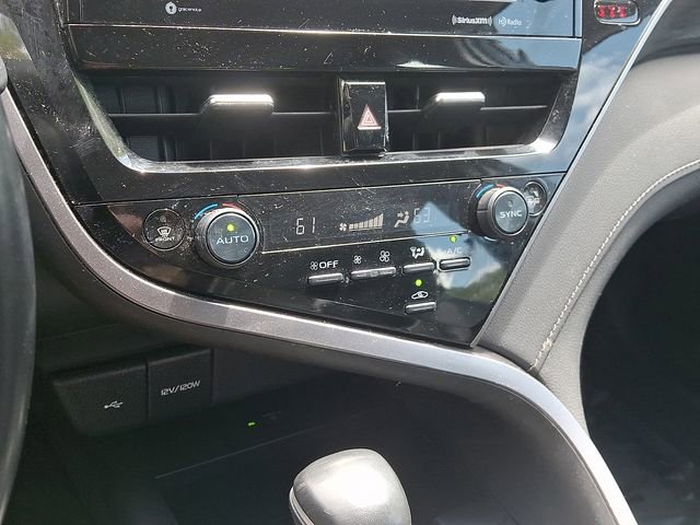Used 2023 Toyota Camry XLE w/ Cold Weather Package FWD image 17