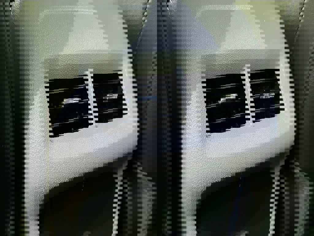 Used 2020 GMC Terrain SLT w/ Preferred Package image 13