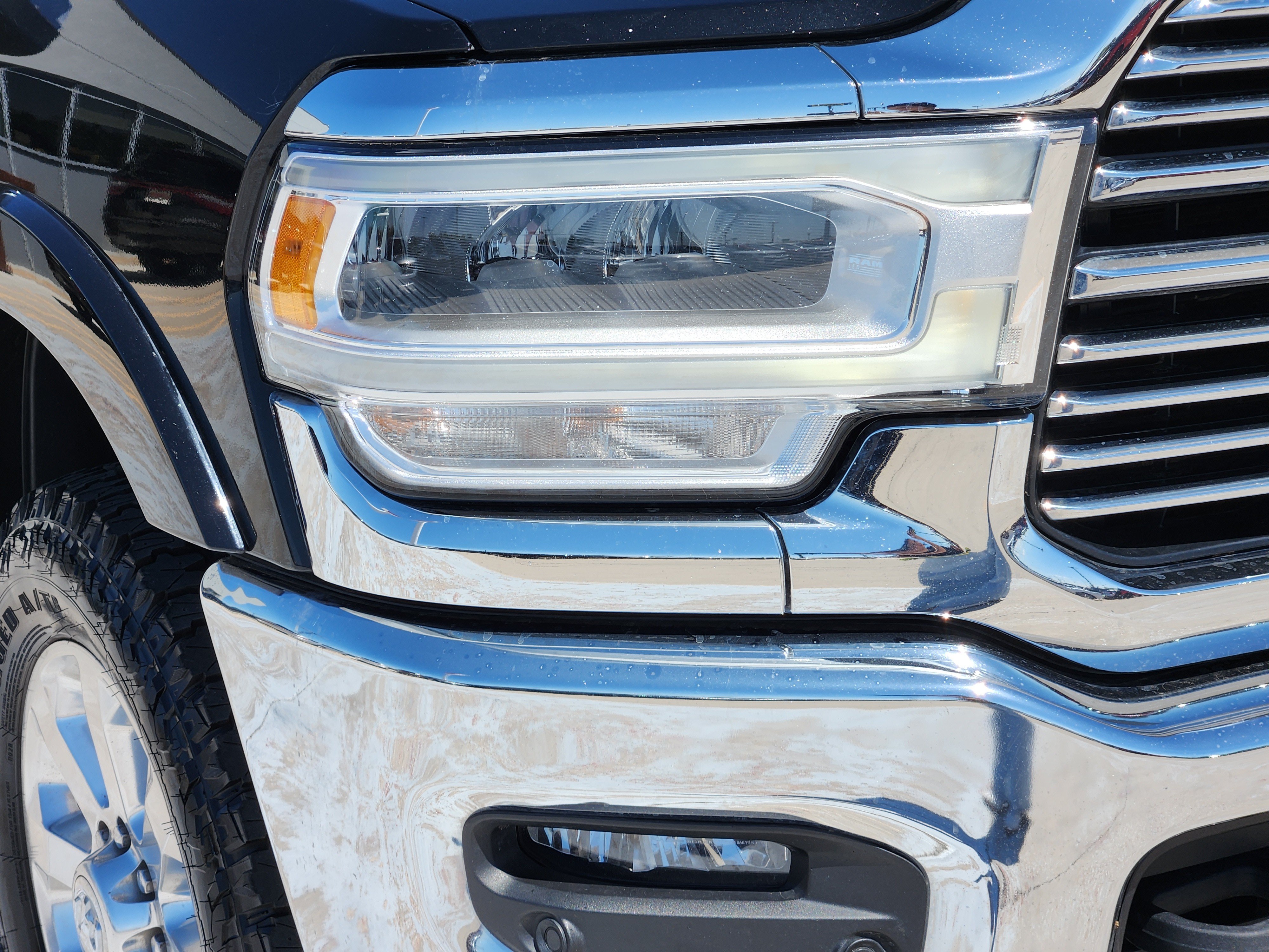 Used 2022 RAM 2500 Laramie AWD/4WD image 10