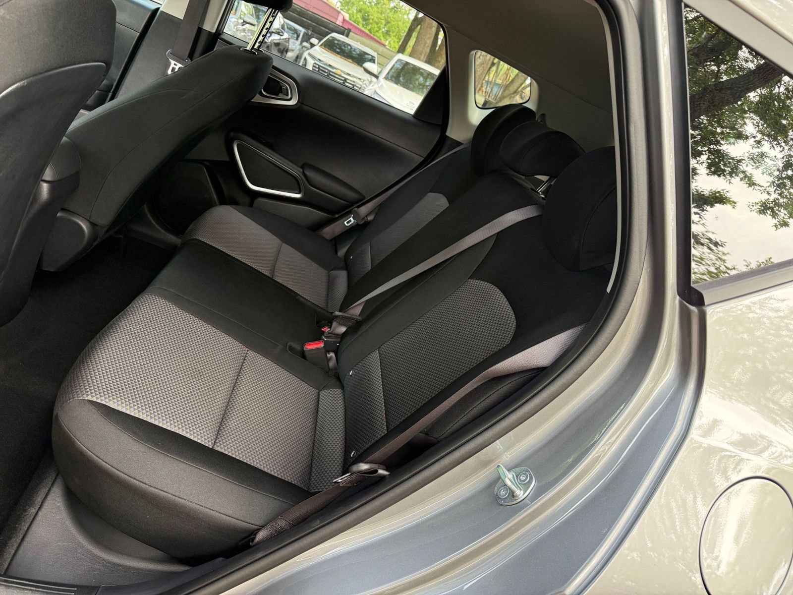 Used 2025 Kia Soul LX w/ LX Technology Package image 22