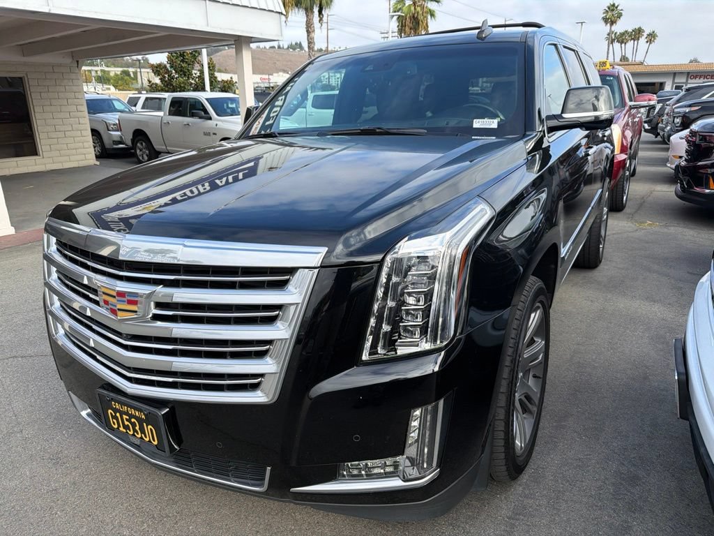 Used 2016 Cadillac Escalade Platinum AWD/4WD image 2
