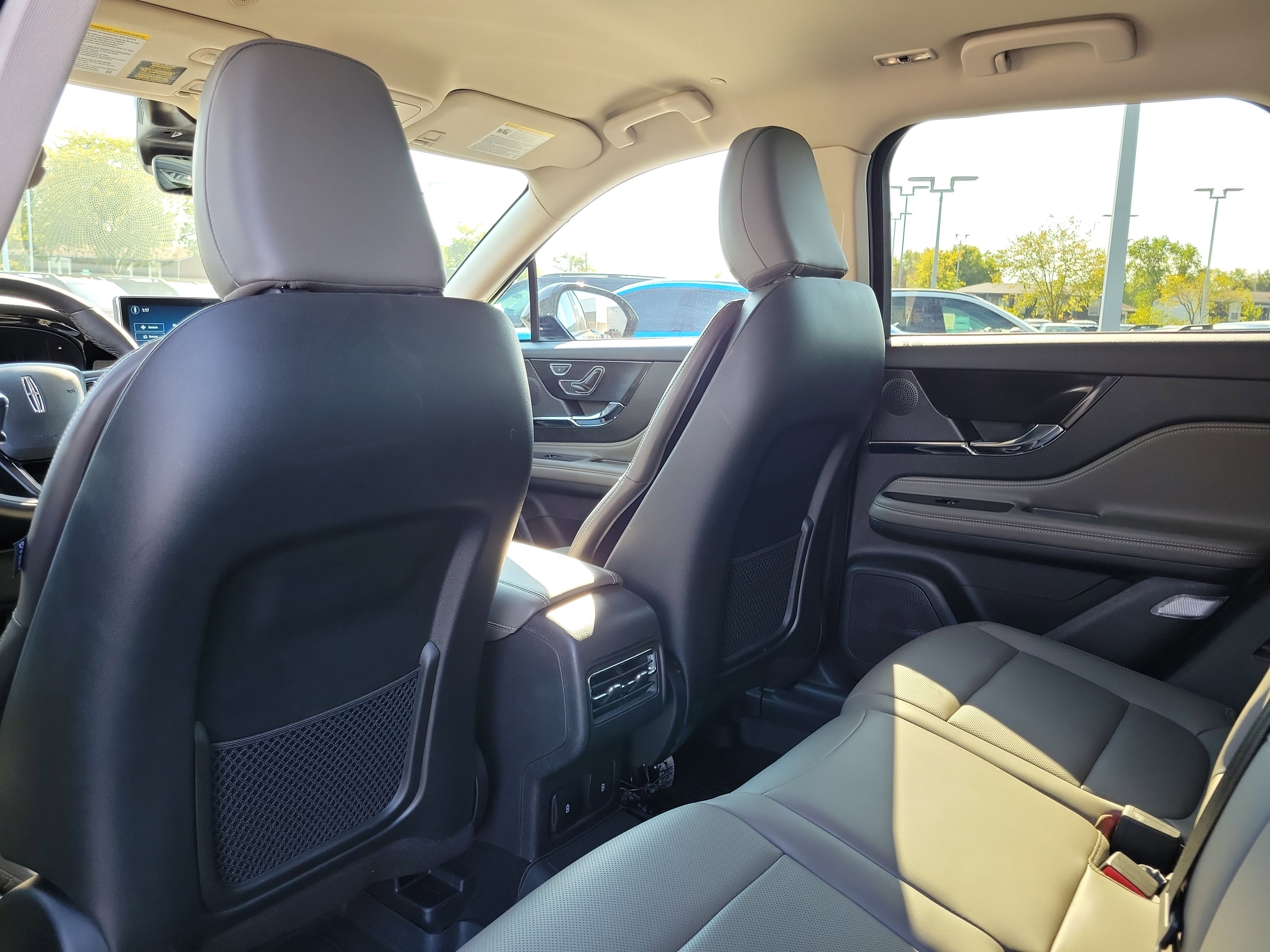 Certified 2024 Lincoln Corsair AWD w/ Equipment Group 101A image 16