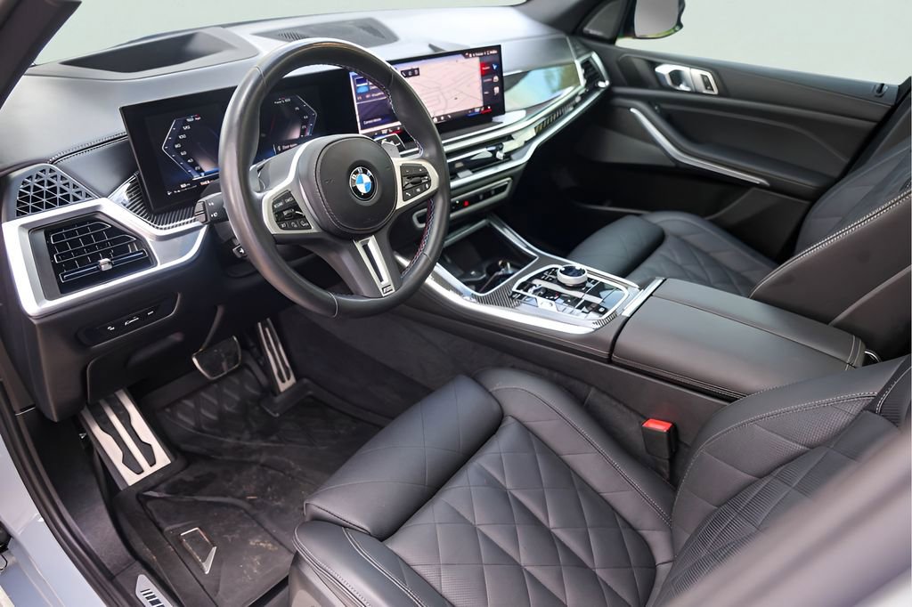 Used 2025 BMW X5 M60i AWD/4WD image 13