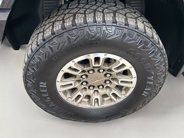 Used 2025 GMC Hummer EV 2X w/ Extreme Off-Road Package image 35