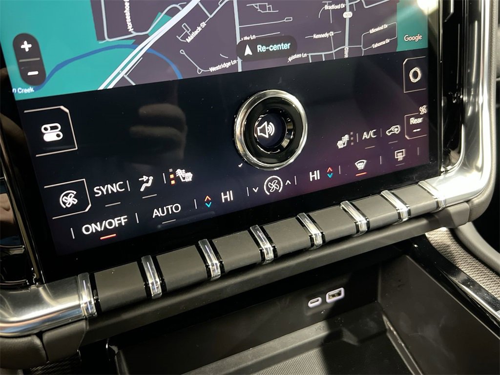 Used 2025 GMC Yukon Elevation w/ LPO, Floor Liner Package image 16