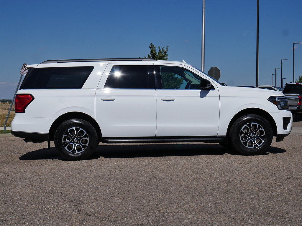 Used 2023 Ford Expedition Max XL AWD/4WD image 7