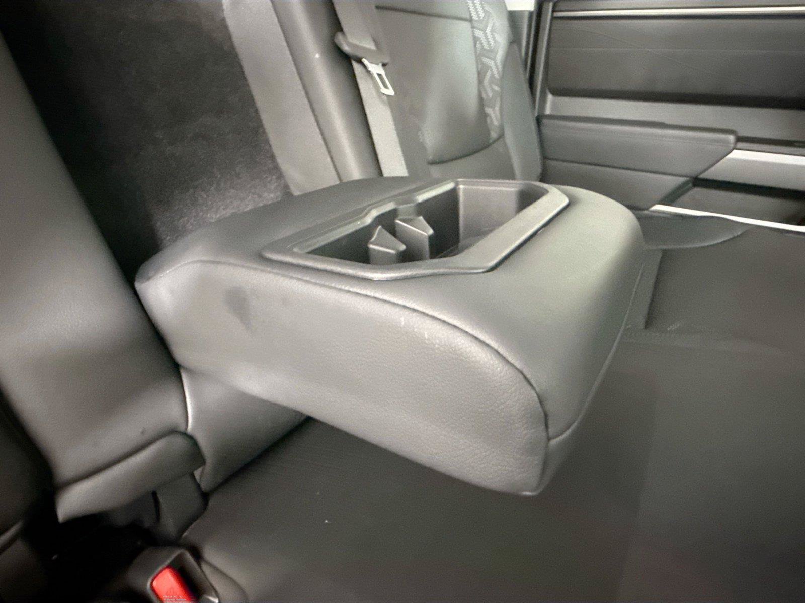 Used 2024 Toyota Tundra SR5 w/ SR5 Premium Package AWD/4WD image 38