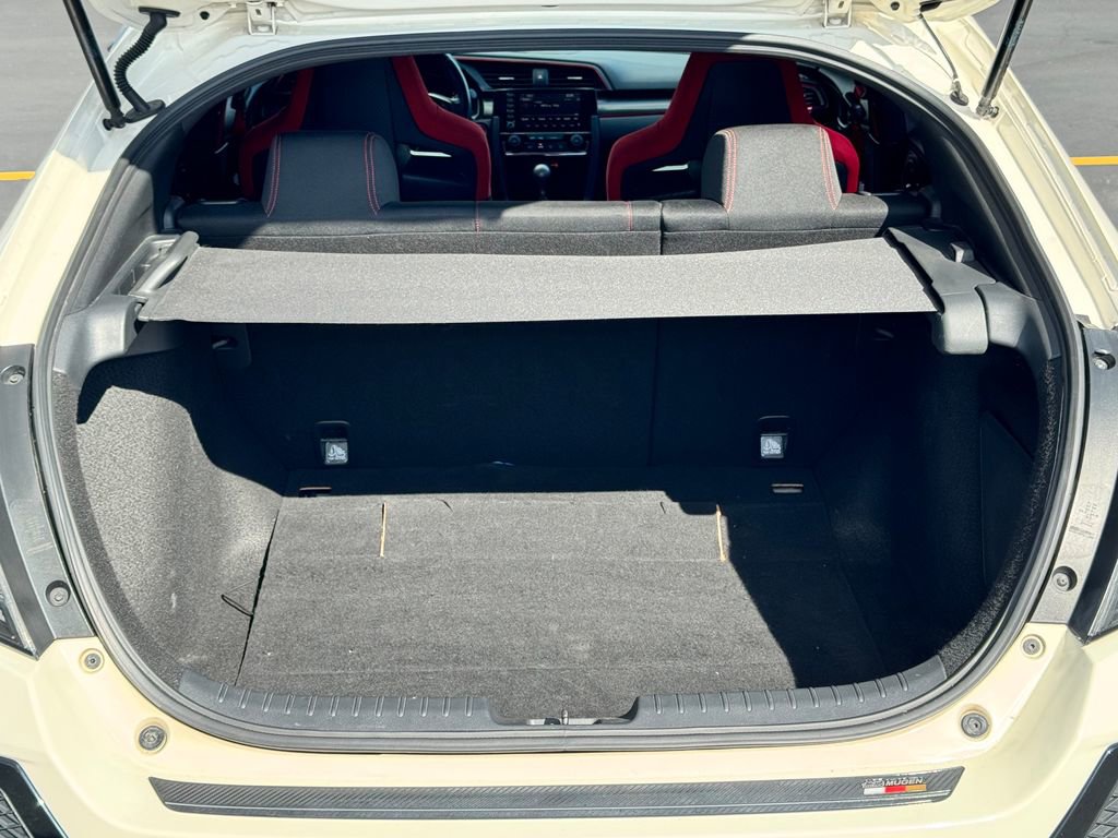 Used 2019 Honda Civic Type R image 15