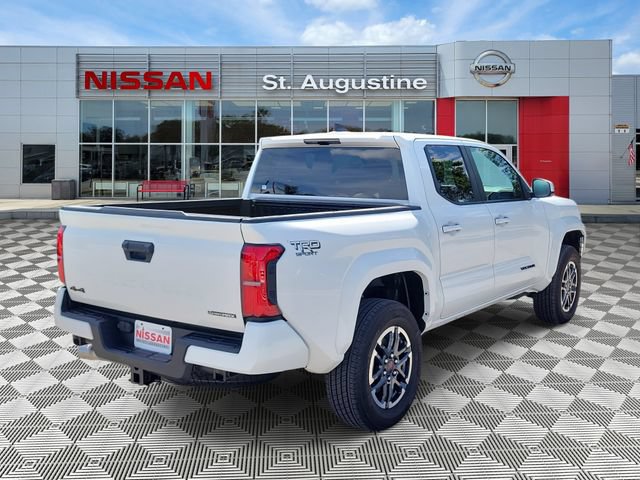 Used 2024 Toyota Tacoma TRD Sport AWD/4WD image 2