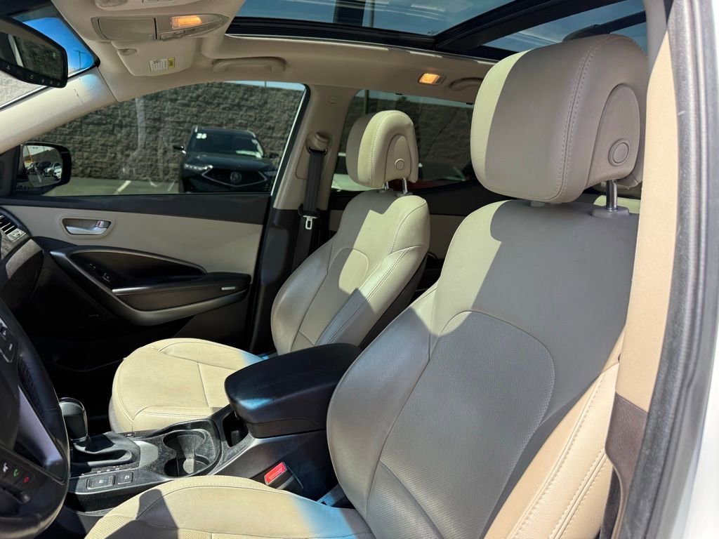 Used 2017 Hyundai Santa Fe Sport w/ 2.4L Tech Package 04 FWD image 14