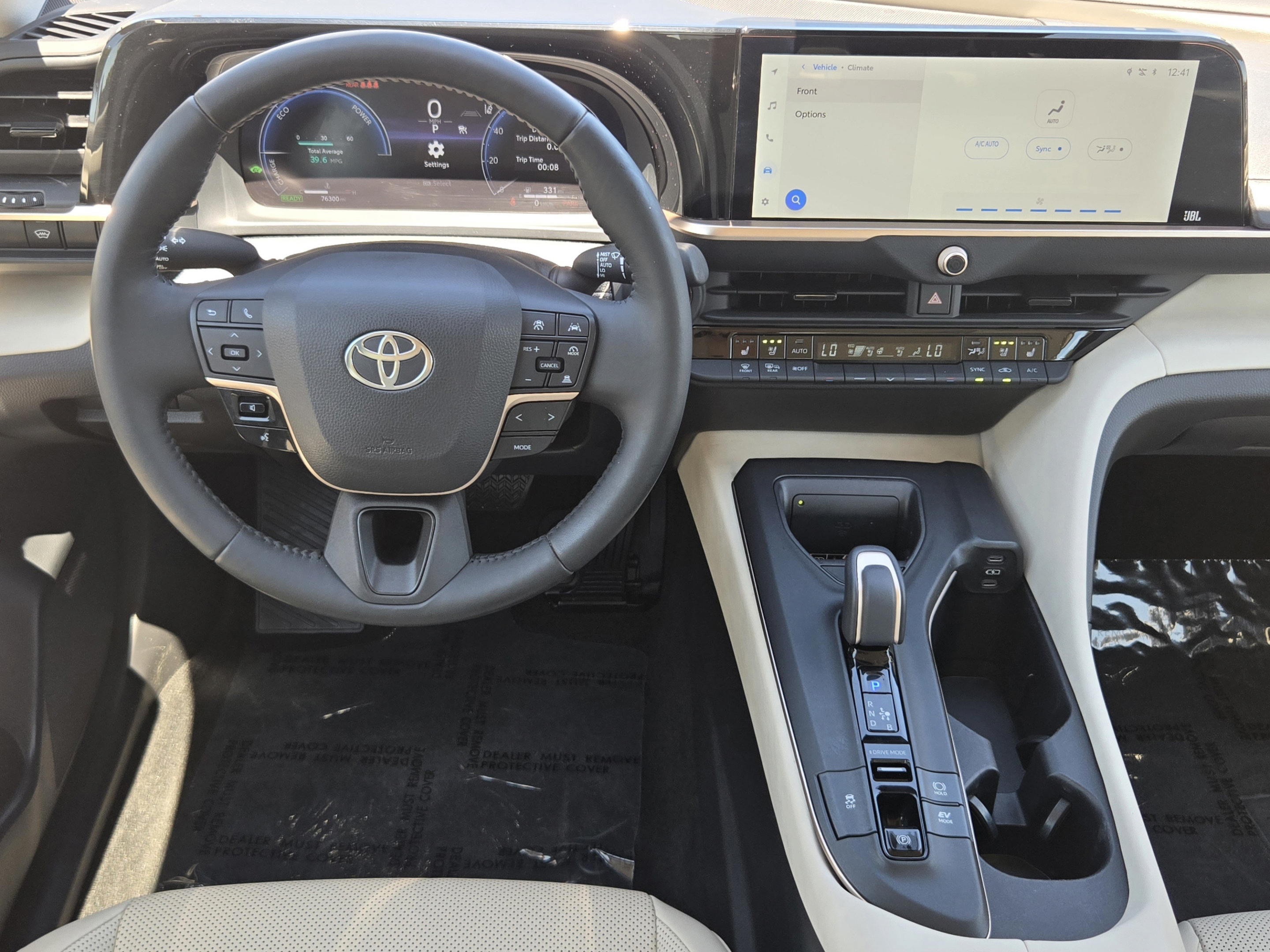 Used 2023 Toyota Crown AWD/4WD image 23